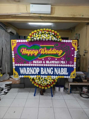 Papan Bunga di Sukomangu Purwantoro