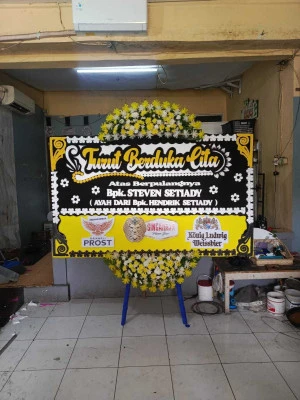 Papan Bunga di Sukomangu Purwantoro